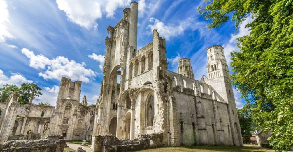 Picture 1 for Activity Rouen: Castles and Abbeys Private Full-Day Tour