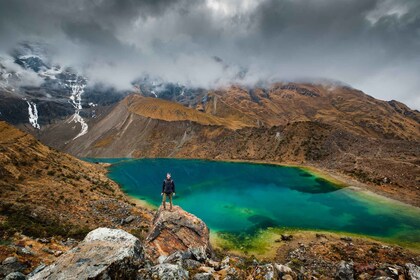 Dari Cusco: Tur 2 Hari Gunung Pelangi dan Danau Humantay