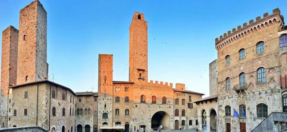 Picture 7 for Activity Lucca: Siena, San Gimignano, and Wine Tasting Full-Day Tour