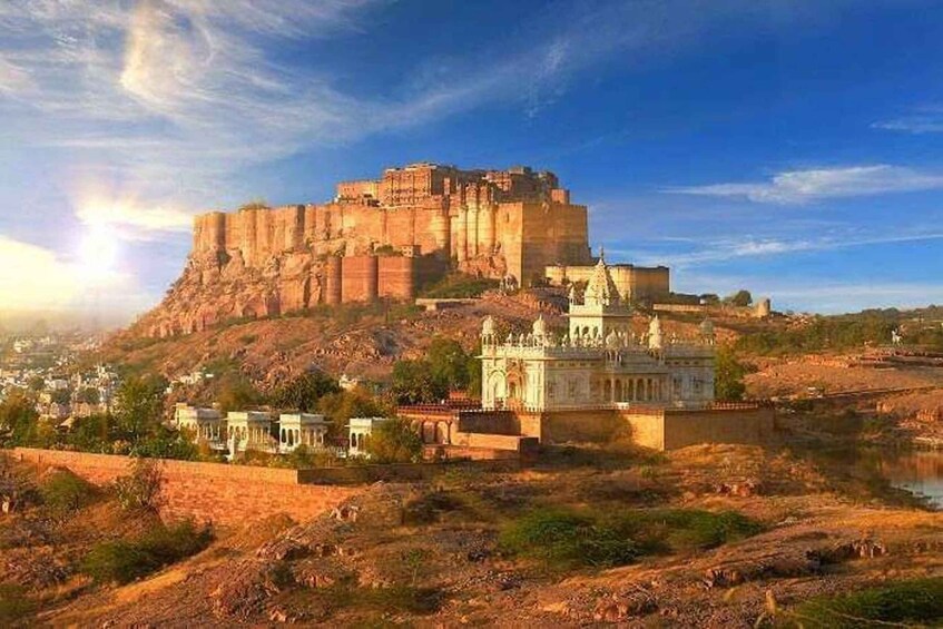 Picture 3 for Activity Jodhpur: City Tour by Three-Wheeler Tuk Tuk