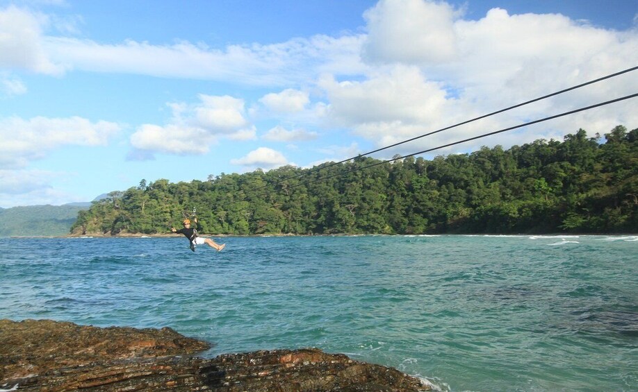 Puerto Princesa: Underground River, Zipline, Paddleboat Tour