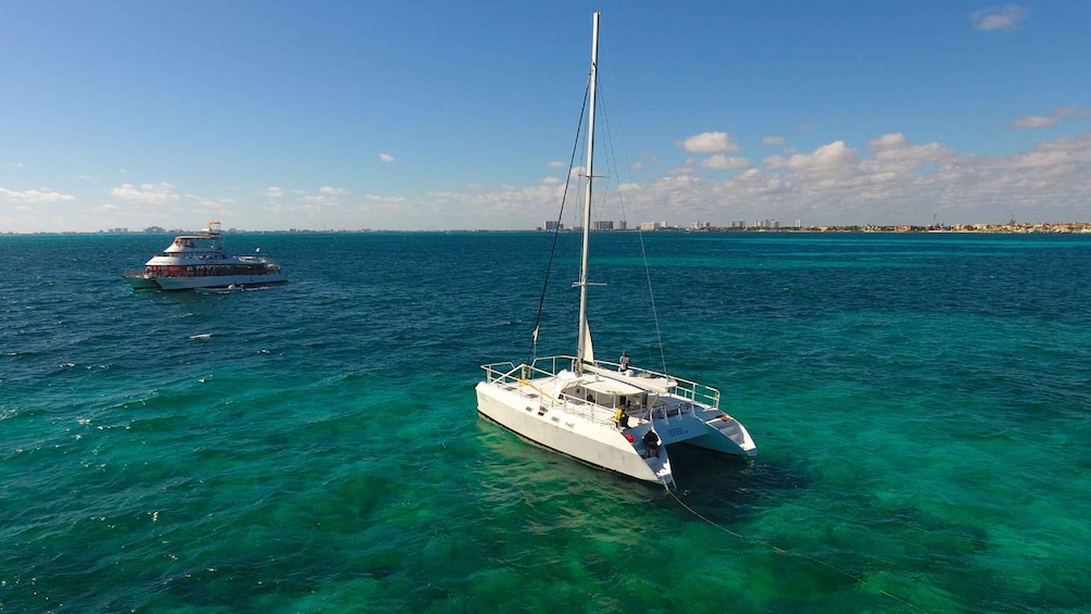 Picture 2 for Activity From Cancun: Isla Mujeres Catamaran Day Trip with Lunch