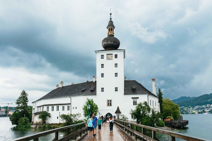 Picture 9 for Activity Vienna: Hallstatt & Alpine Peaks Day Trip with Skywalk Lift
