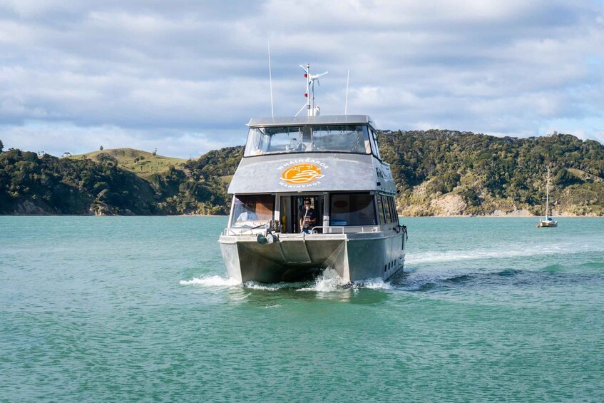 Raglan: Lunchtime Cruise of Raglan Harbour