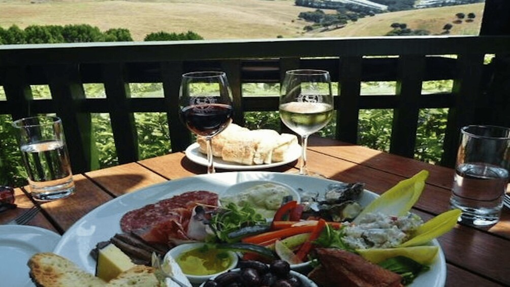 Picture 2 for Activity Waiheke: Scenic Taste and Graze Tour with Wine, Beer, Food