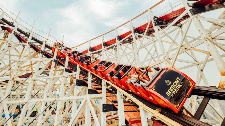 San Diego: Unlimited Ride & Play Pass at Belmont Park