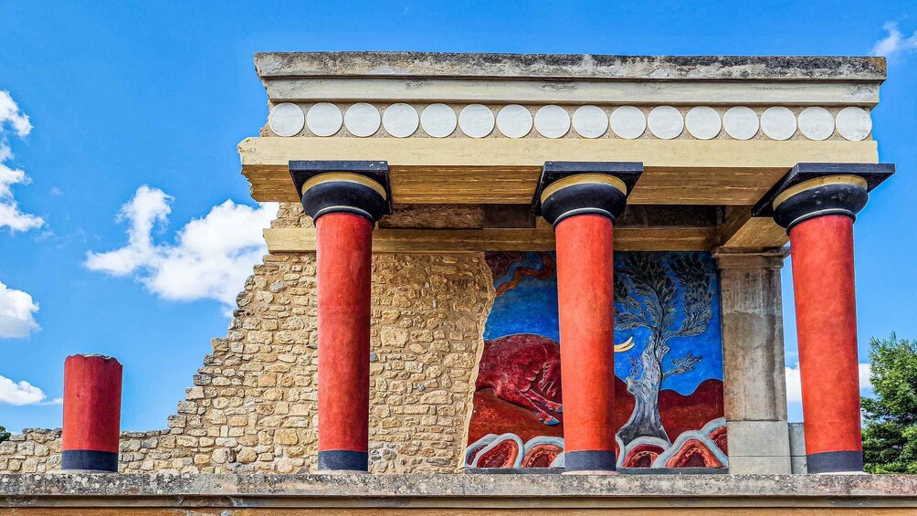 Crete: Knossos Palace and Museum Skip the line Guided tour
