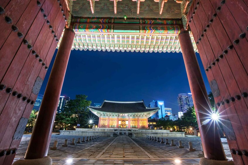 Picture 4 for Activity Seoul: Deoksugung Palace Half Day Walking Tour