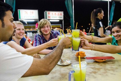 Kuala Lumpur Street Food Tour “Off The Eaten Track”