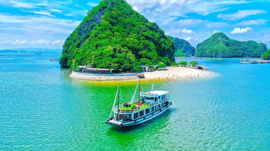 From Hanoi; Halong day trip, Route 2, 6hours, Small group