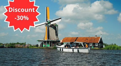 Zaanse Schans: Private Cruise + Live Guide, Optional Drinks