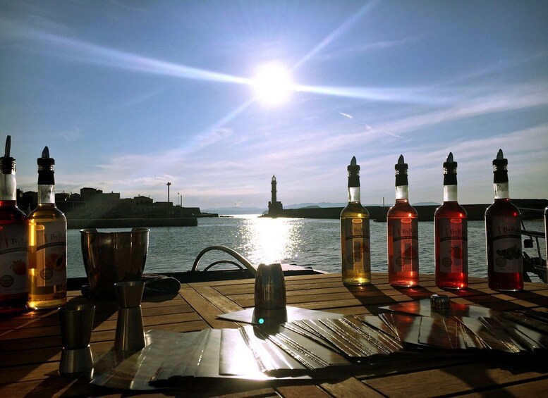 Chania: Wine, Food, and Sunset Tour with 3-Course Dinner