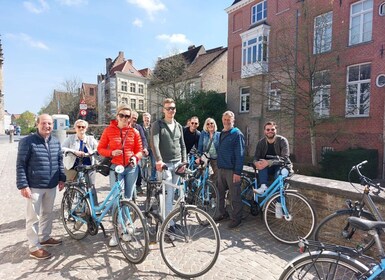 Brujas: recorrido en bicicleta por lo más destacado de la ciudad