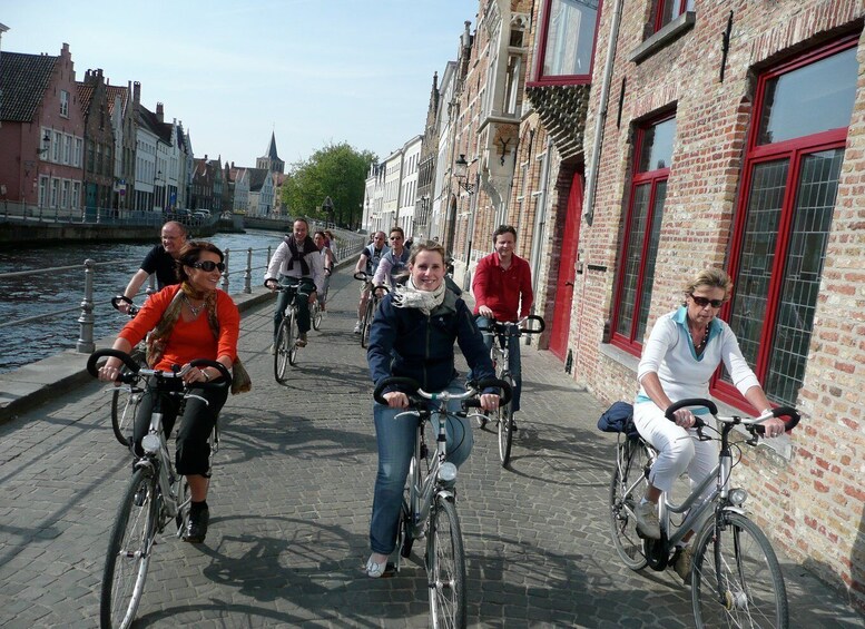 Picture 5 for Activity Bruges: City Highlights Bike Tour