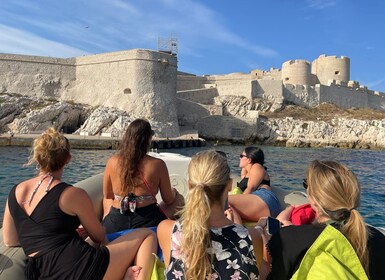 Marseille : Bateau excursion avec escale sur les îles du Frioul