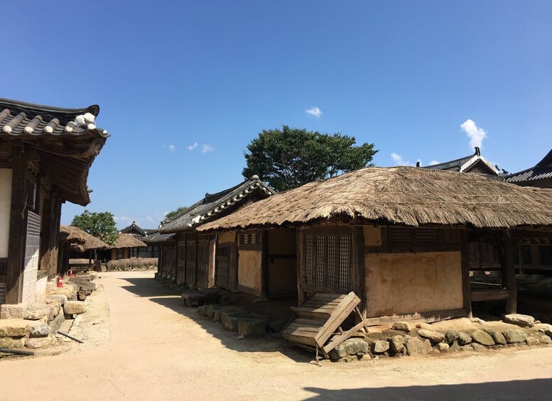 Picture 6 for Activity From Seoul: Classic K-Drama Dae Jang Geum Park Tour