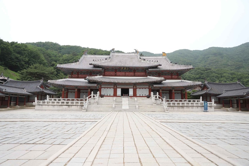 Picture 13 for Activity From Seoul: Classic K-Drama Dae Jang Geum Park Tour