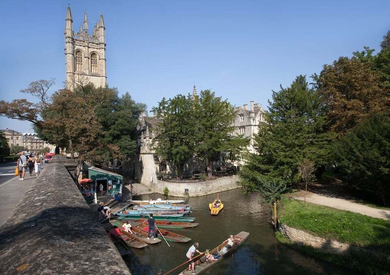 Picture 1 for Activity Oxford: Punting Tour on the River Cherwell