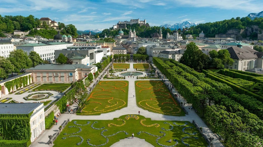 Salzburg and Alpine Lakes Full-Day Trip from Vienna