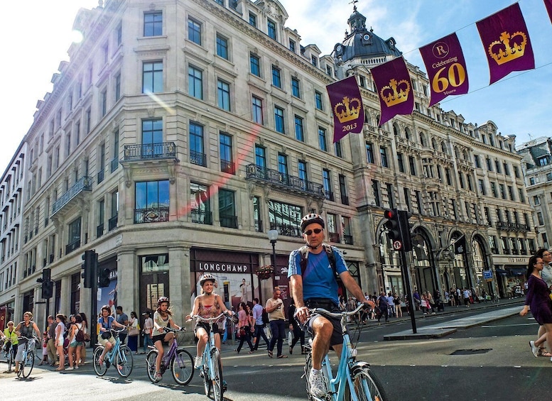 Picture 1 for Activity London: Guided Bike Tour of Central London