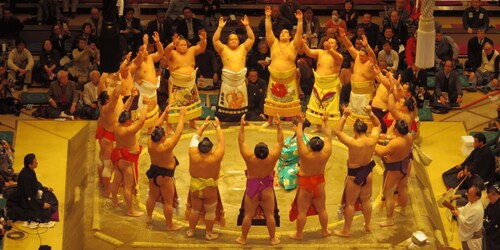 Tokio: recorrido por el torneo de sumo con entradas para sillas