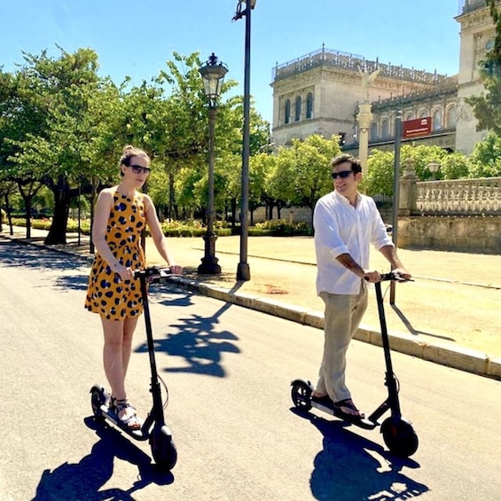 Seville: Electric Scooter Tour of the city