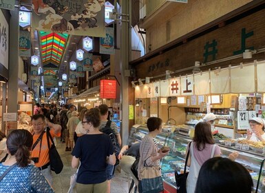 Kyoto: 1.5-Hour Nishiki Market Tour with a Local Guide