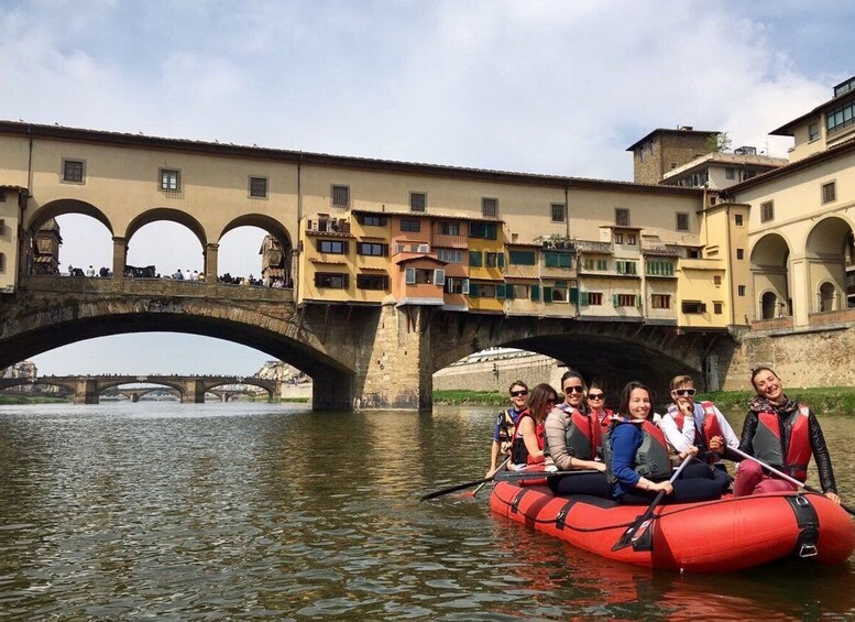 Picture 3 for Activity Florence: Pontevecchio Bridge and City Sights Rafting Cruise