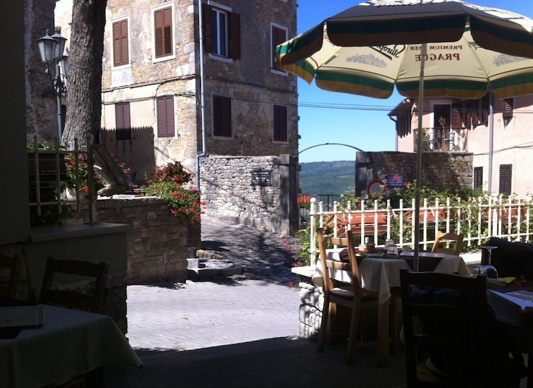 Picture 1 for Activity Istria: Guided Tour of Inner Istria with Food Tasting