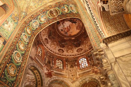 Ravenna: UNESCO Monuments and Mosaics Guided Tour