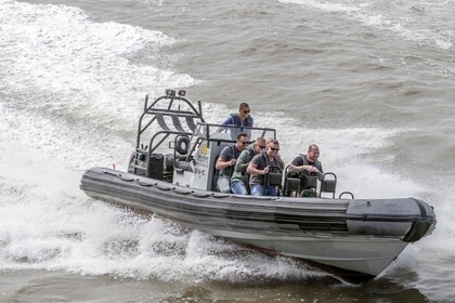 La Haya: recorrido en lancha rápida RIB por la playa de Scheveningen