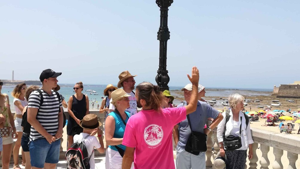 Picture 1 for Activity Cadiz: Private Tour with Tapas, Wine Tasting and Bike Rental