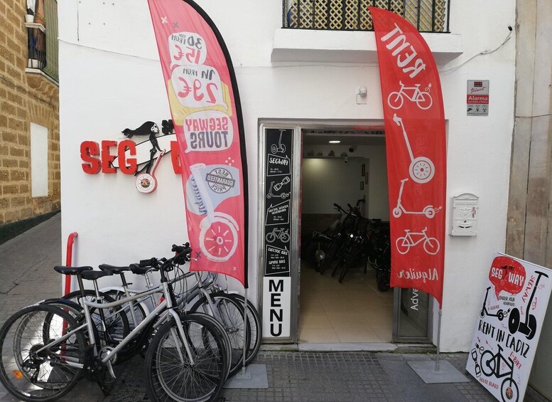 Picture 9 for Activity Cadiz: Private Tour with Tapas, Wine Tasting and Bike Rental