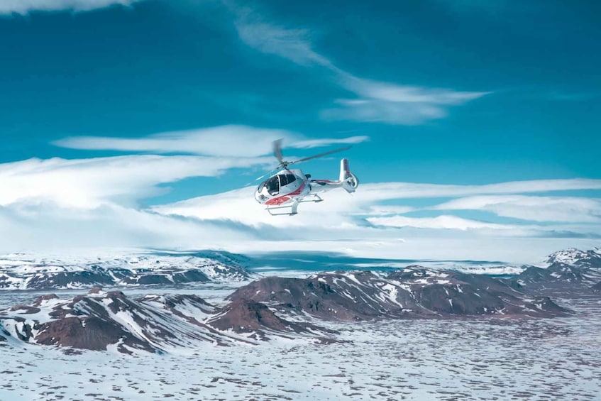 Picture 4 for Activity From Reykjavik: Fire And Ice Helicopter Tour with 2 Landings