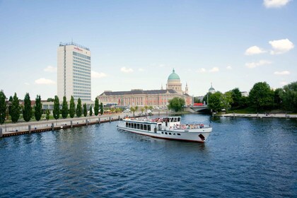 Potsdam: Paleisrondleiding per boot