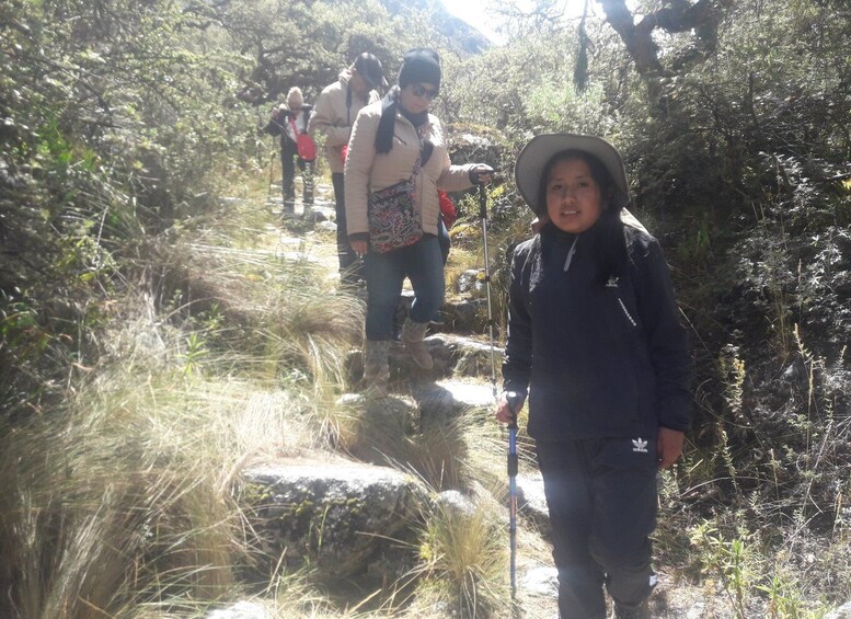 Picture 5 for Activity From Huaraz: Guided Hiking Tour of Llanganuco Lakes & Entry