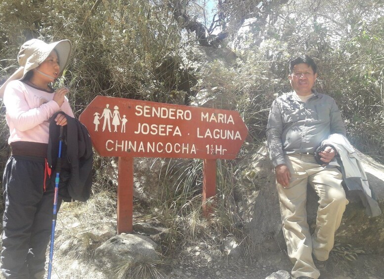 Picture 6 for Activity From Huaraz: Guided Hiking Tour of Llanganuco Lakes & Entry