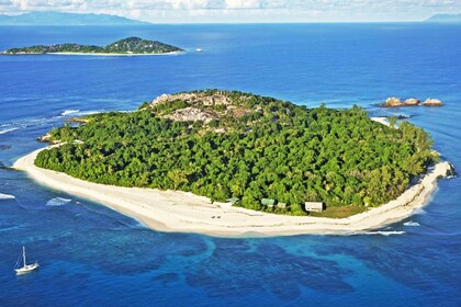 From Praslin: Cousin, Curieuse & St Pierre Islands Day Tour