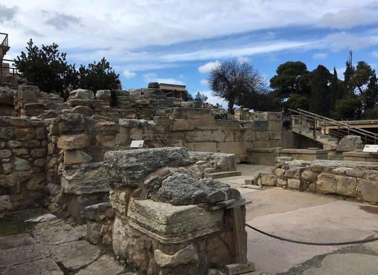 Picture 5 for Activity Knossos Palace & Archaeological Museum Private Tour