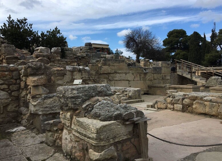 Picture 5 for Activity Knossos Palace & Archaeological Museum Private Tour