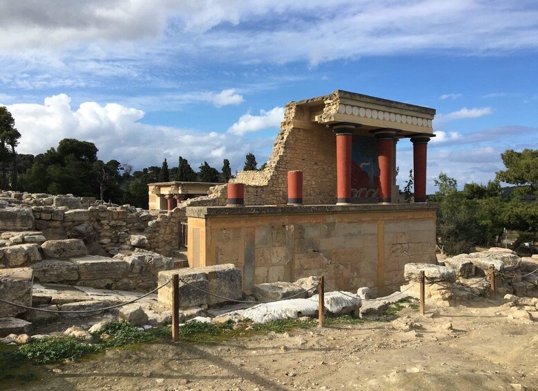 Picture 2 for Activity Knossos Palace & Archaeological Museum Private Tour
