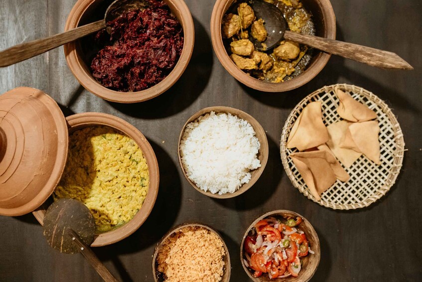 Picture 7 for Activity Colombo: Sri Lankan Cooking Class with a Chef