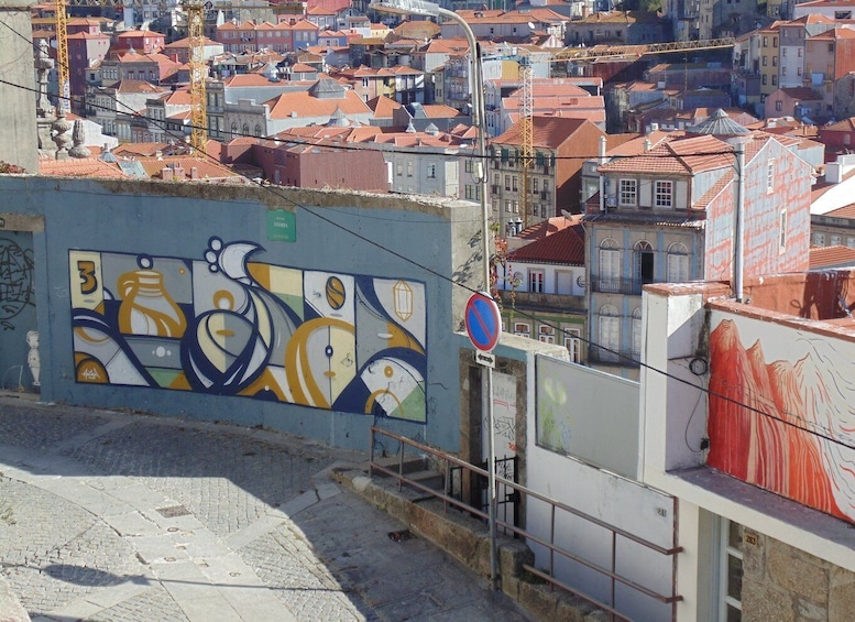 Picture 8 for Activity Porto: Half-Day Street Art Tour