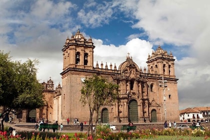 Cusco: Privat stadsrundtur med marknad och arkeologiska utgrävningar