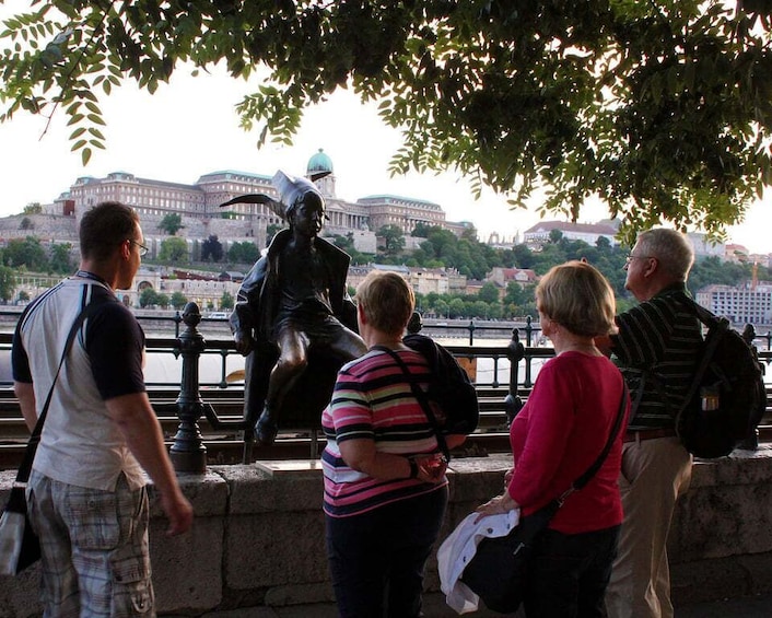 Picture 9 for Activity Budapest: Night Walking Tour with Danube River Cruise