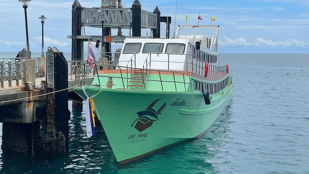 Krabi: 1-Way Ferry Transfer To/From Koh Phi Phi