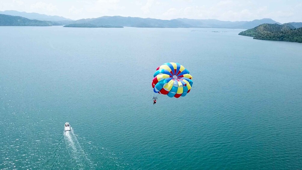 Picture 3 for Activity Coron: Parasailing Experience