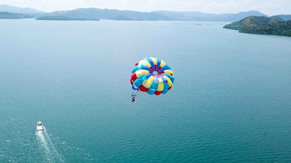 Picture 3 for Activity Coron: Parasailing Experience