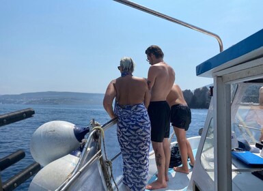Messinia, Greece: Boat ride tour in Navarino Bay & Lunch