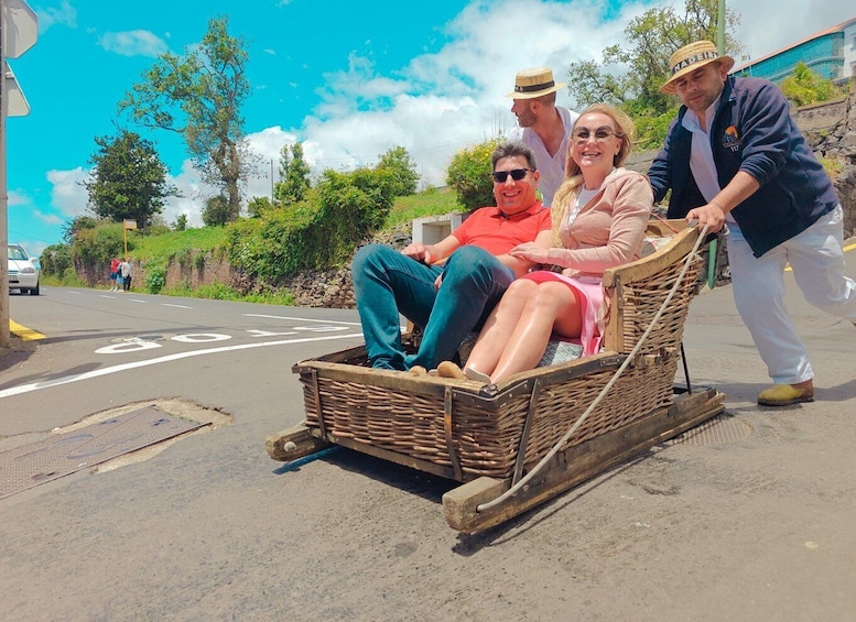 Funchal: Monte and Old Town Tour by Tuk-Tuk